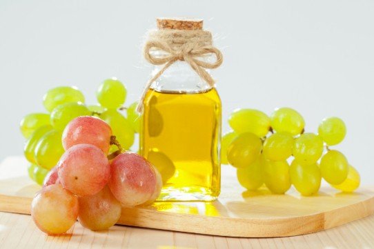 Grapeseed Essential Oils for Hair Growth Recipe